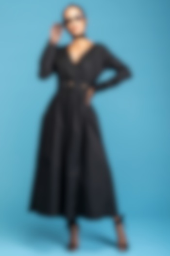Black Overlap Dress With Pockets by Nochee Vida