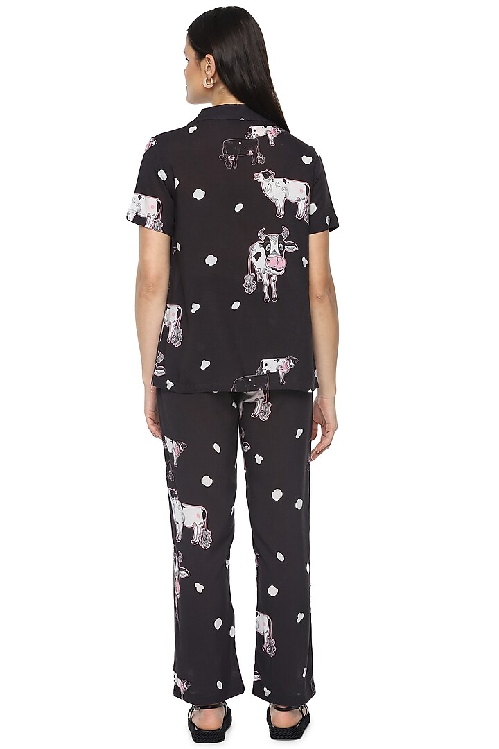 Black Modal Night Suit by Nochee Vida at Pernia's Pop Up Shop