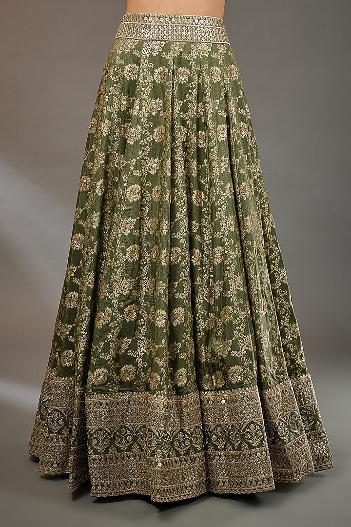 Green Pure Banarasi Hand Embroidered Wedding Lehenga Set by Neha Mehta Couture at Pernia's Pop Up Shop