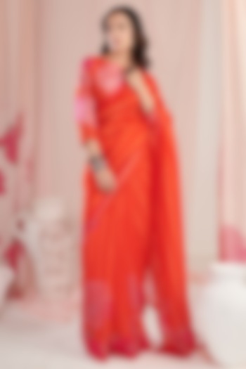 Red Organza Digital Printed Saree Set by Negra Elegante at Pernia's Pop Up Shop