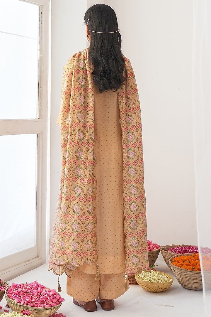Honey Yellow Cotton Silk A-Line Kurta Set by Negra Elegante at Pernia's Pop Up Shop