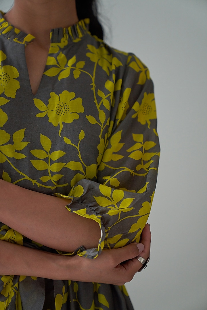 Grey Printed Flared Summer Dress by Negra Elegante at Pernia's Pop Up Shop