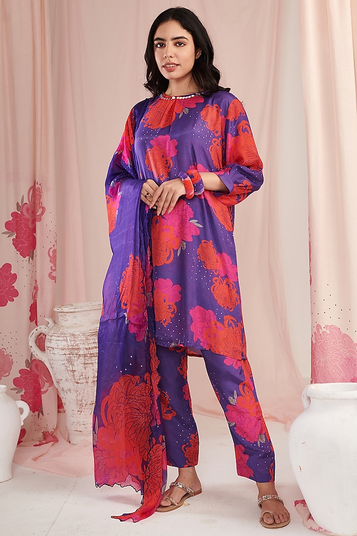 Purple Cotton Silk Digital Printed & Hand Embellished Kurta Set by Negra Elegante at Pernia's Pop Up Shop