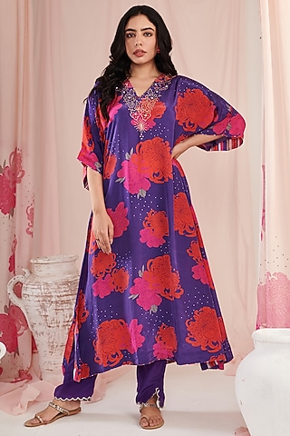 Purple Crepe Digital Printed & Pearl Work Kaftan Set by Negra Elegante