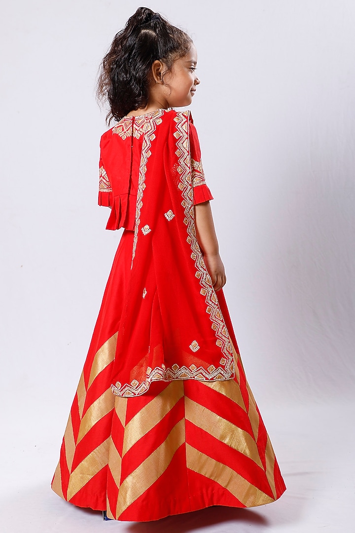 Red Embroidered Lehenga Set For Girls by Neha Gursahani Kids at Pernia's Pop Up Shop