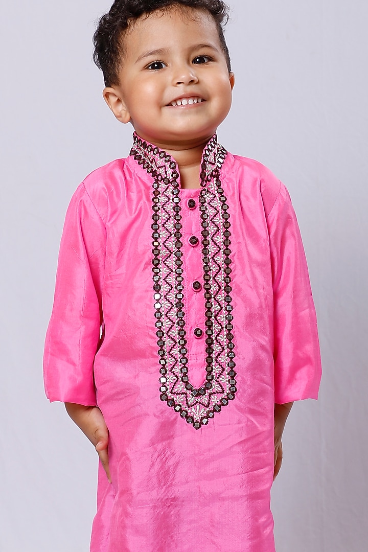 Bright Pink Silk Embroidered Kurta Set For Boys by Neha Gursahani Kids at Pernia's Pop Up Shop