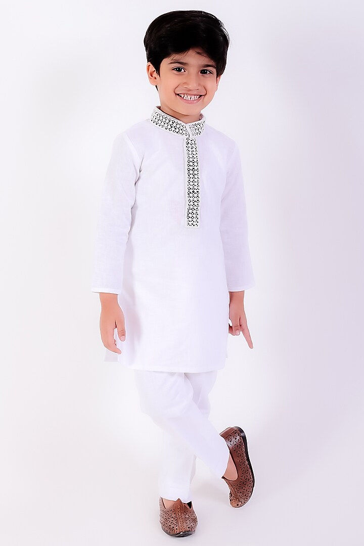 White Cotton Linen Thread Embroidered Kurta Set For Boys by Neha Gursahani Kids