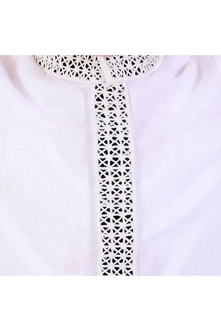 White Cotton Linen Thread Embroidered Kurta Set For Boys by Neha Gursahani Kids at Pernia's Pop Up Shop