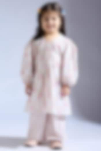 Pink Cambric Printed Kurta Set For Girls by Neha Gursahani Kids at Pernia's Pop Up Shop