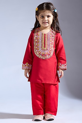 Red Spun Silk Mirror & Thread Embroidered Kurta Set For Girls by Neha Gursahani Kids