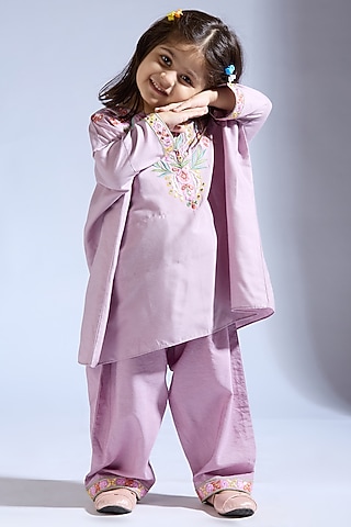 Light Purple Spun Silk Mirror & Thread Work Kurta Set For Girls by Neha Gursahani Kids