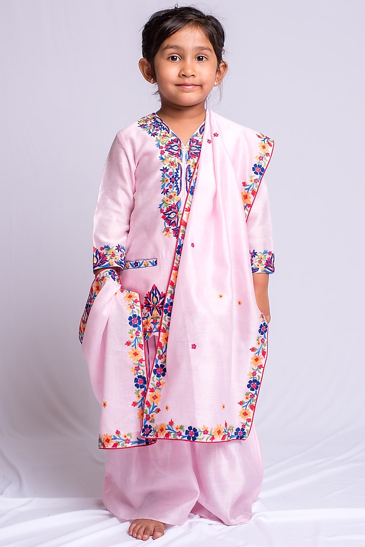 Baby Pink Embroidered Kurta Set For Girls by Neha Gursahani Kids