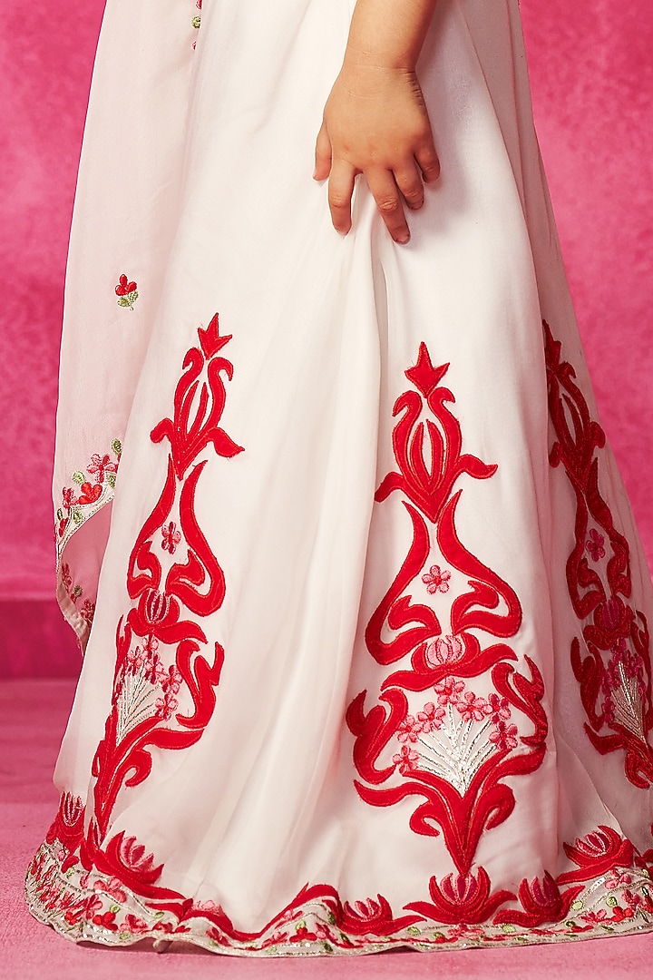 Ivory Satin Organza Thread Embroidered Lehenga Set For Girls by Neha Gursahani Kids at Pernia's Pop Up Shop