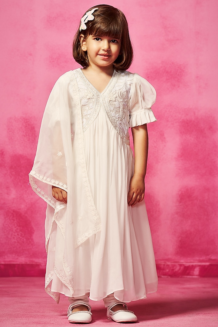 Ivory Tulle & Satin Raw Silk Thread Embroidered Kalidar Kurta Set For Girls by Neha Gursahani Kids