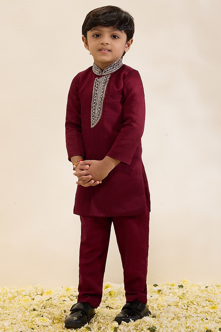 Maroon Satin Linen Hand Embroidered Sherwani Set For Boys by Neha Gursahani Kids at Pernia's Pop Up Shop