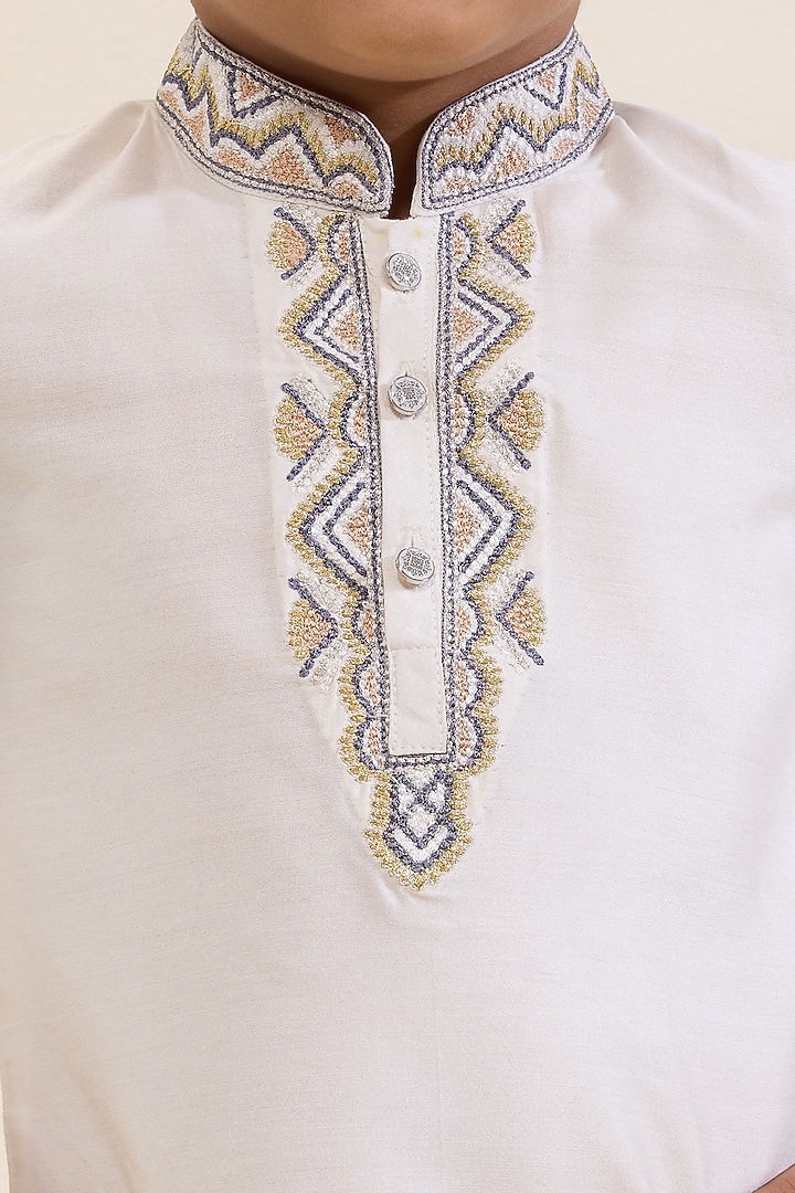 Ivory Spun Silk Embroidered Kurta Set For Boys by Neha Gursahani Kids at Pernia's Pop Up Shop