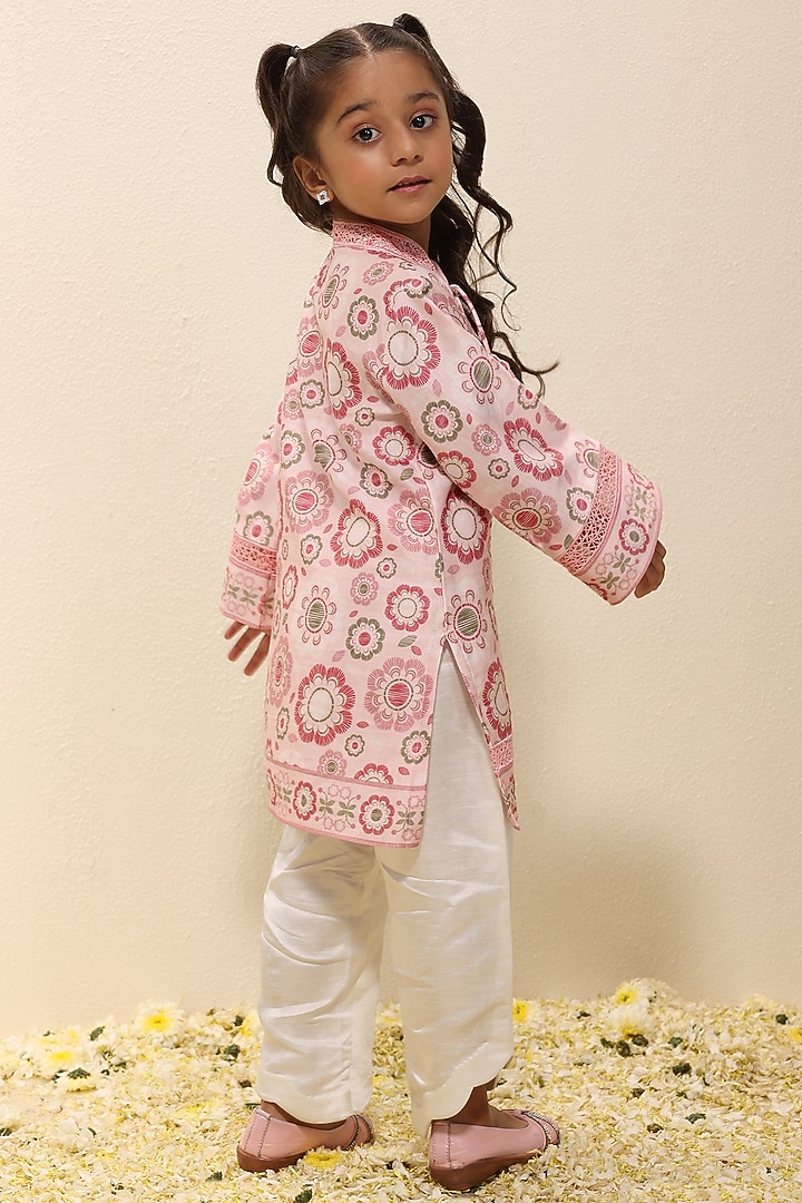 Pink Satin Linen Printed & Embroidered Kurta Set For Girls by Neha Gursahani Kids at Pernia's Pop Up Shop
