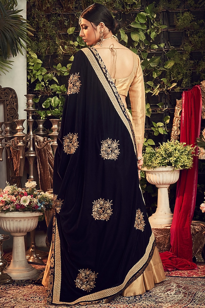 Gold & Midnight Blue Embroidered Wedding Lehenga Set by Ranian at Pernia's Pop Up Shop