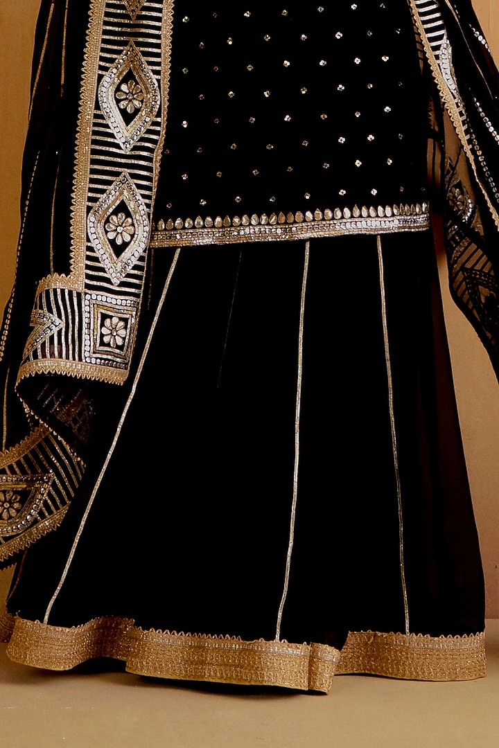 Black Georgette Gota-Patti Kurta Set by Ranian at Pernia's Pop Up Shop