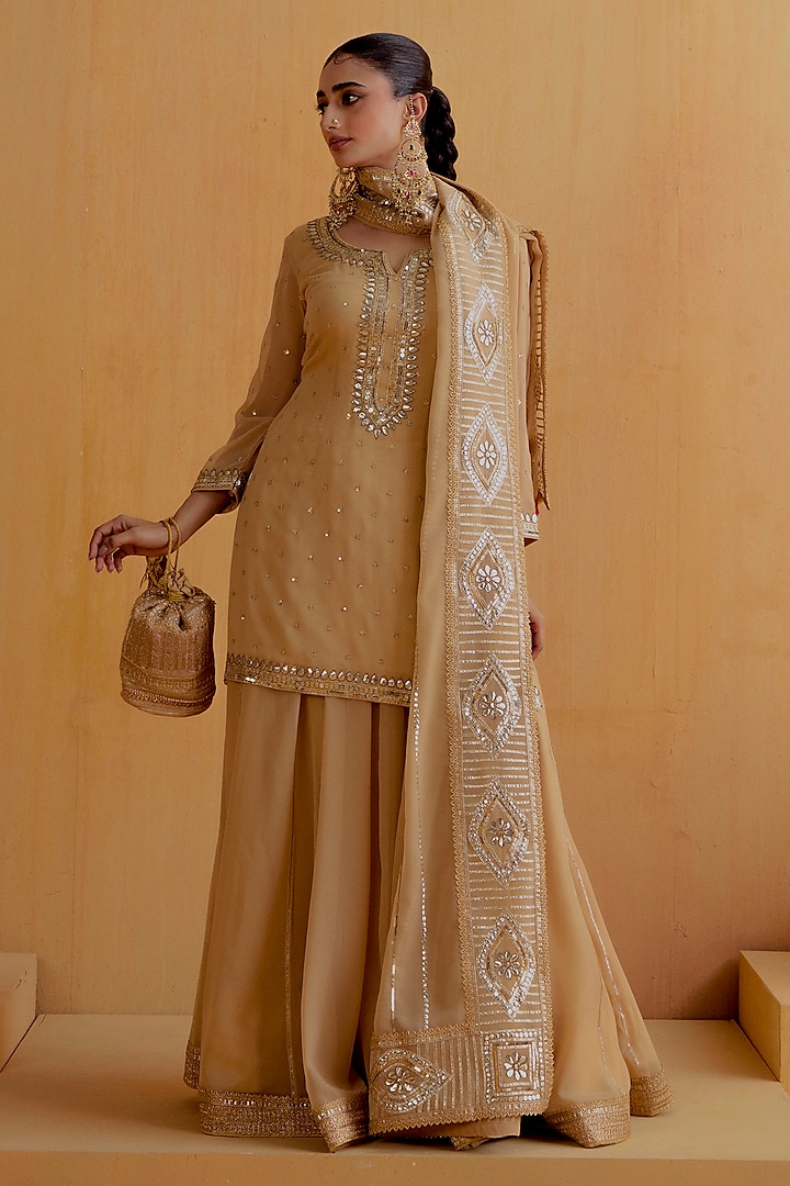 Gold & Beige Georgette Gota-Patti Kurta Set by Ranian at Pernia's Pop Up Shop