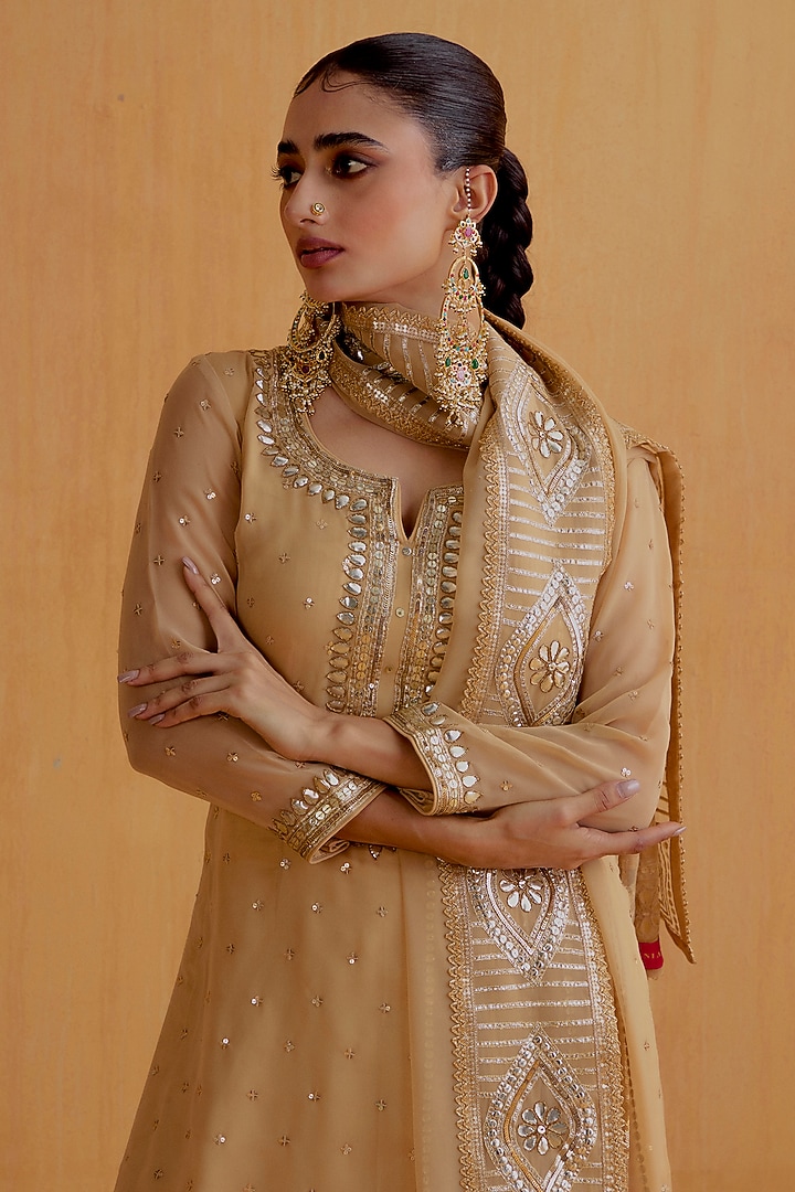 Gold & Beige Georgette Gota-Patti Kurta Set by Ranian at Pernia's Pop Up Shop