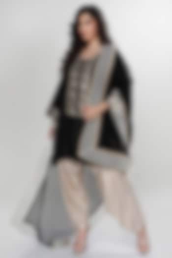 Black Blended Silk Dogri Kurta Set by Ranian at Pernia's Pop Up Shop