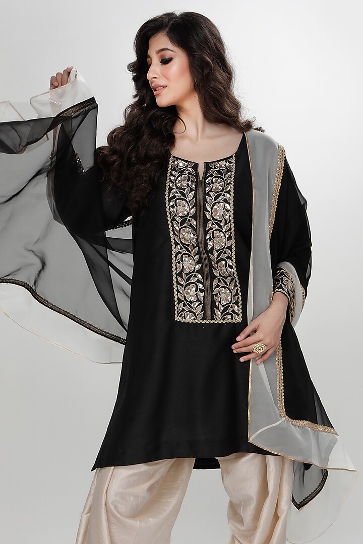 Black Blended Silk Dogri Kurta Set by Ranian at Pernia's Pop Up Shop