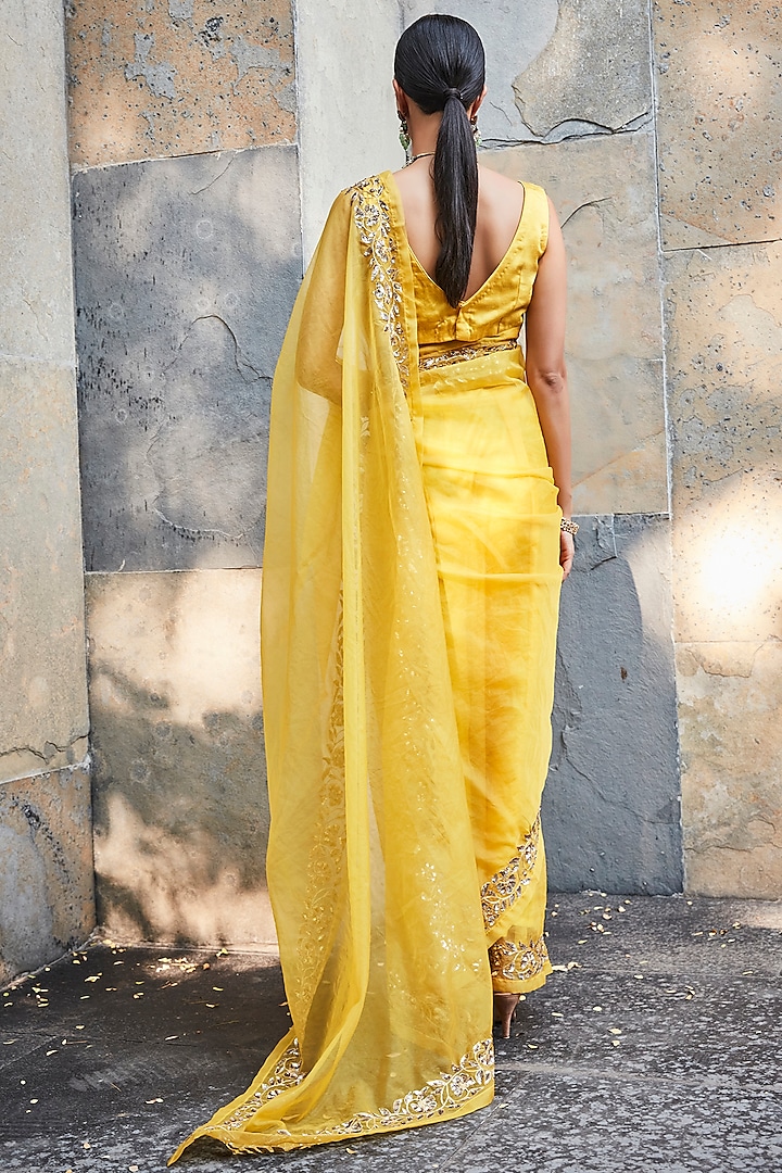 Yellow Organza Embroidered Wedding Saree Set by Ranian at Pernia's Pop Up Shop
