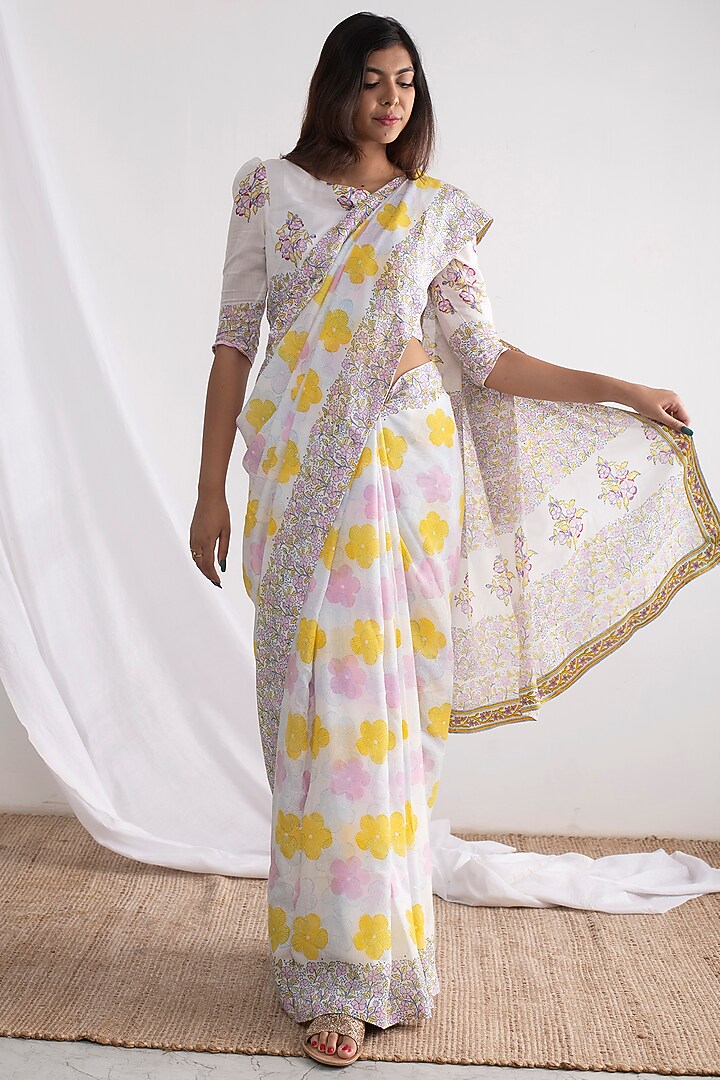 White Block Printed Festive Saree Set by Negra Elegante at Pernia's Pop Up Shop