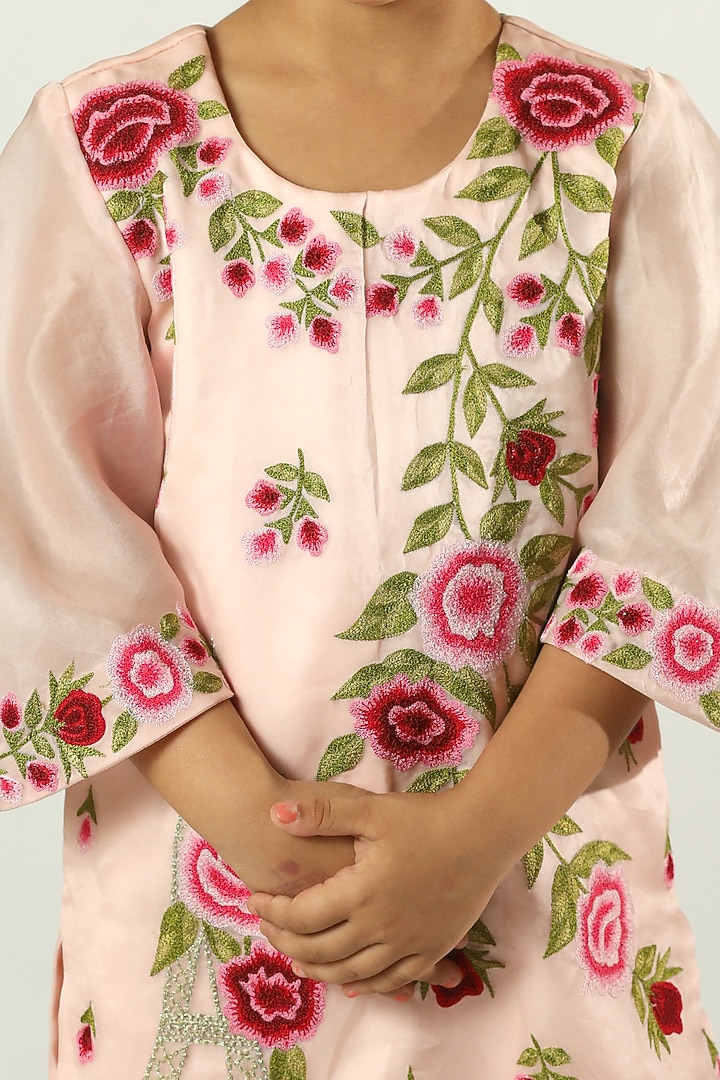 Baby Pink Embroidered Kurta Set For Girls by Neha Gursahani Kids at Pernia's Pop Up Shop