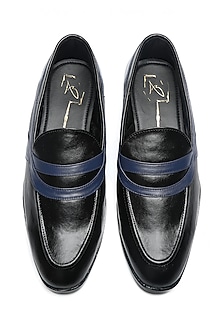 product-color-Black