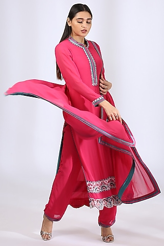 Rani Pink Embroidered Kurta Set by Neha Gursahani