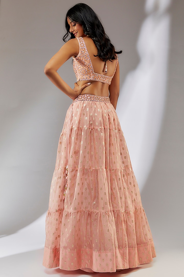 Peach Banarasi Organza Embroidered Wedding Lehenga Set by Neha Khullar at Pernia's Pop Up Shop
