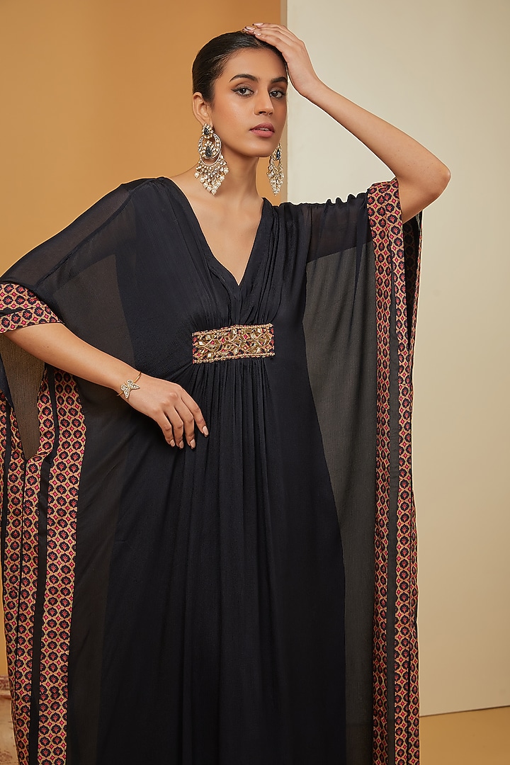 Black Viscose Chinon & Crepe Hand Embroidered Kaftan Set by Neha Khullar at Pernia's Pop Up Shop