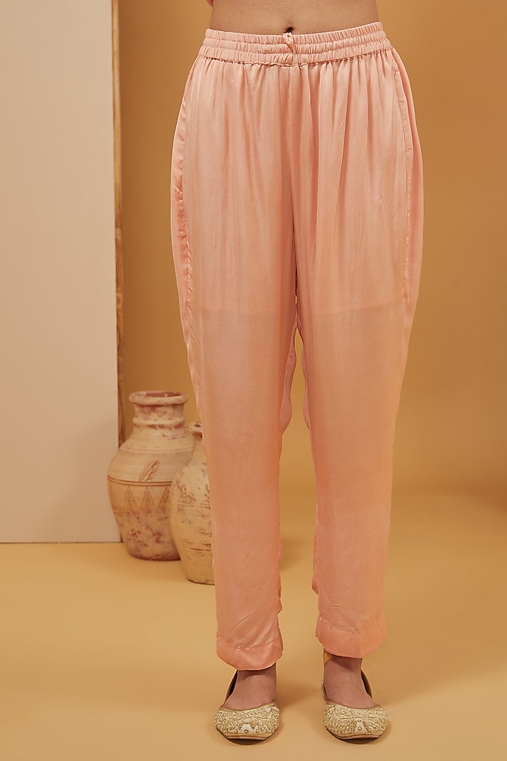Peach Modal Satin & Crepe Kaftan Set by Neha Khullar at Pernia's Pop Up Shop