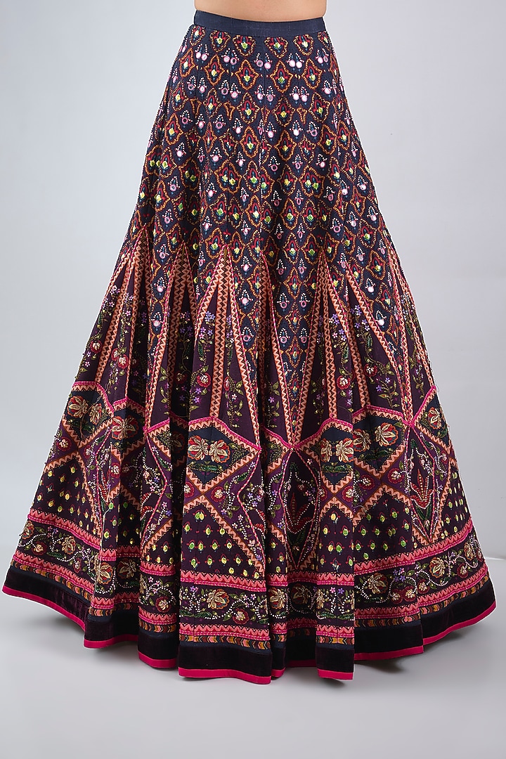 Navy Blue Raw Silk Printed & Hand Embroidered Wedding Lehenga Set by Neha Khullar at Pernia's Pop Up Shop