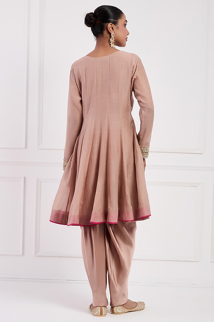 Blush Pink Chanderi Sequins Embellished Wedding Anarkali Set by Neha khullar at Pernia's Pop Up Shop