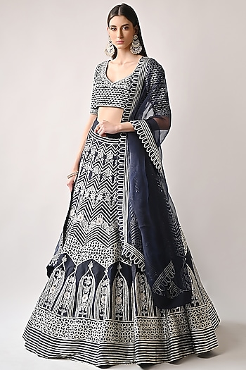 Navy Embroidered Wedding Lehenga Set by Neha khullar at Pernia's Pop Up Shop