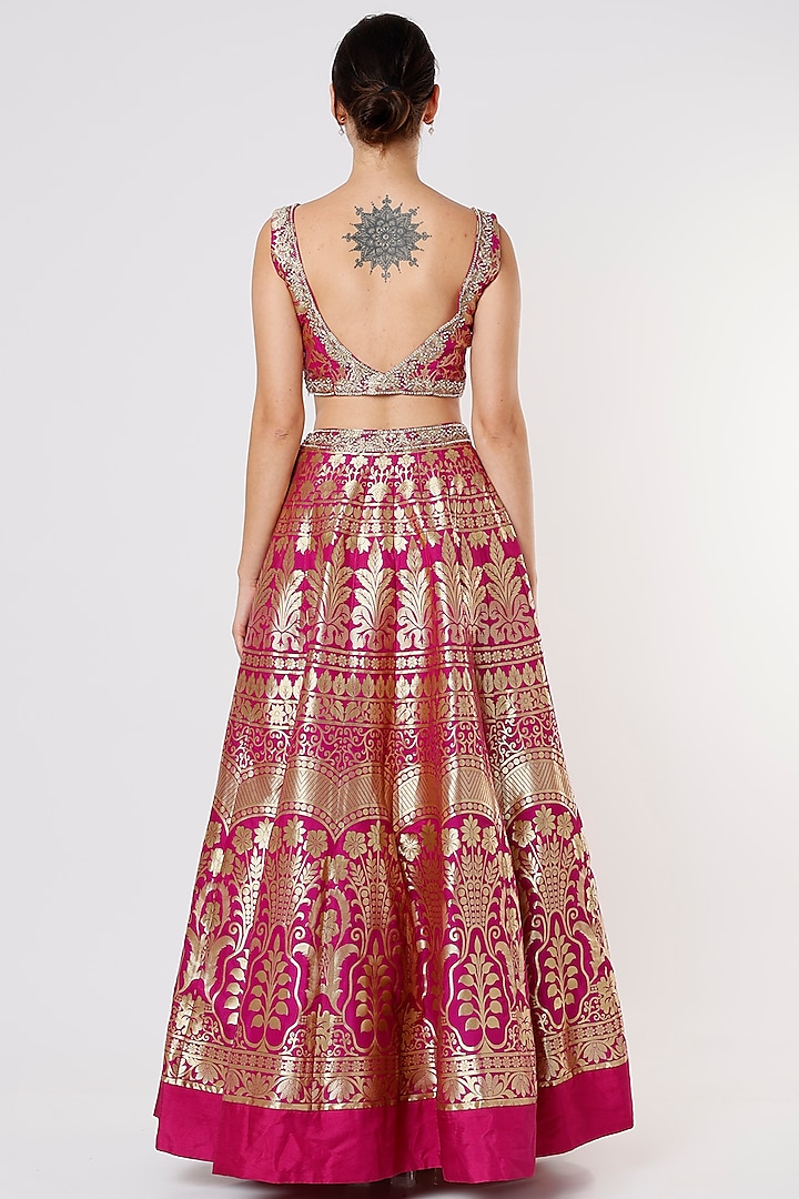 Fuchsia Embroidered Wedding Lehenga Set by Neha khullar at Pernia's Pop Up Shop