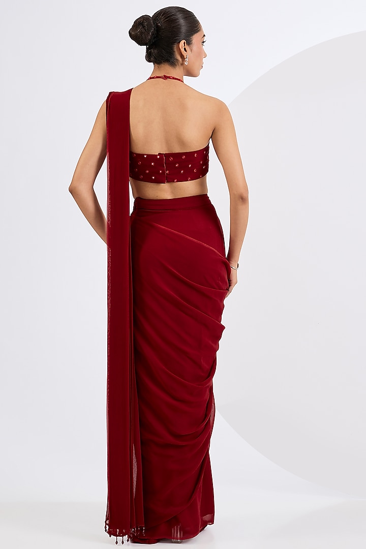 Deep Red Viscose Georgette Pre-Draped Wedding Saree Set by Neha Khullar at Pernia's Pop Up Shop