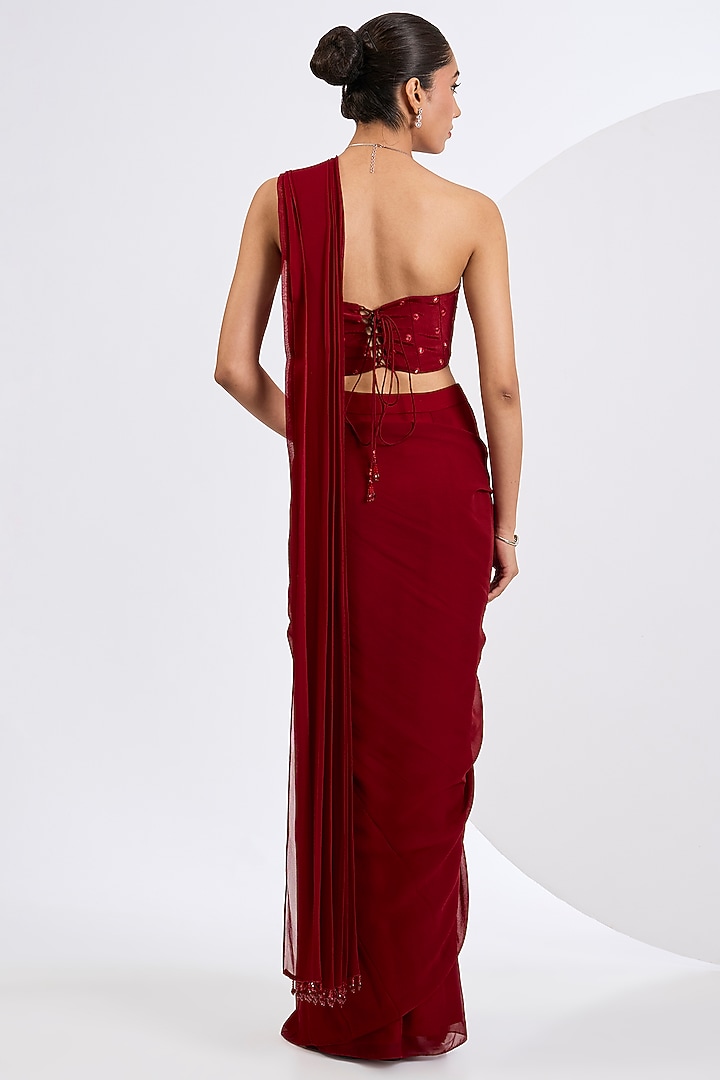 Deep Red Viscose Georgette Pre-Draped Wedding Saree Set by Neha Khullar at Pernia's Pop Up Shop