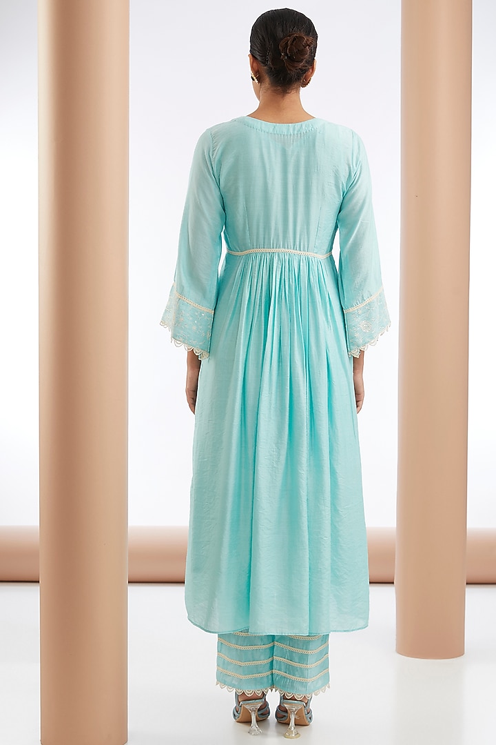 Ice Blue Chanderi Silk Zari Embroidered Kurta Set by Neha Khullar at Pernia's Pop Up Shop