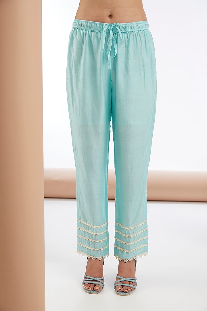 Ice Blue Chanderi Silk Zari Embroidered Kurta Set by Neha Khullar at Pernia's Pop Up Shop