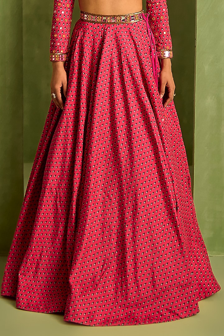 Fuchsia Viscose Raw Silk Digital Printed & Zari Hand Embroidered Wedding Lehenga Set by Neha khullar at Pernia's Pop Up Shop