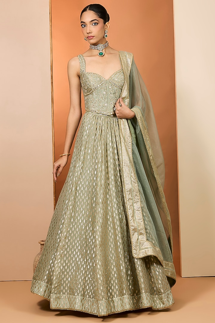 Green Banarasi Chanderi Wedding Lehenga Set by Neha khullar at Pernia's Pop Up Shop