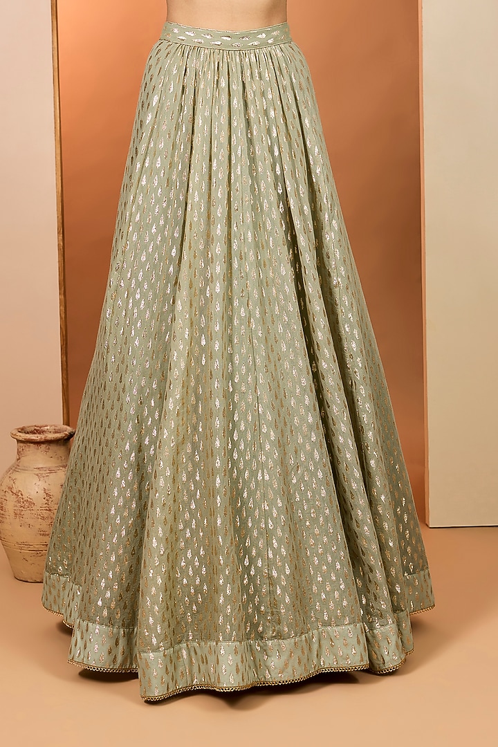 Green Banarasi Chanderi Wedding Lehenga Set by Neha khullar at Pernia's Pop Up Shop