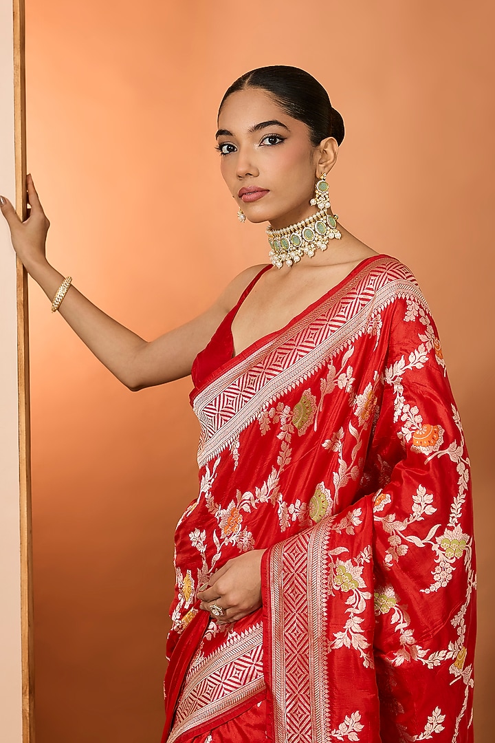Red Pure Katan Silk Wedding Saree Set by Neha khullar at Pernia's Pop Up Shop