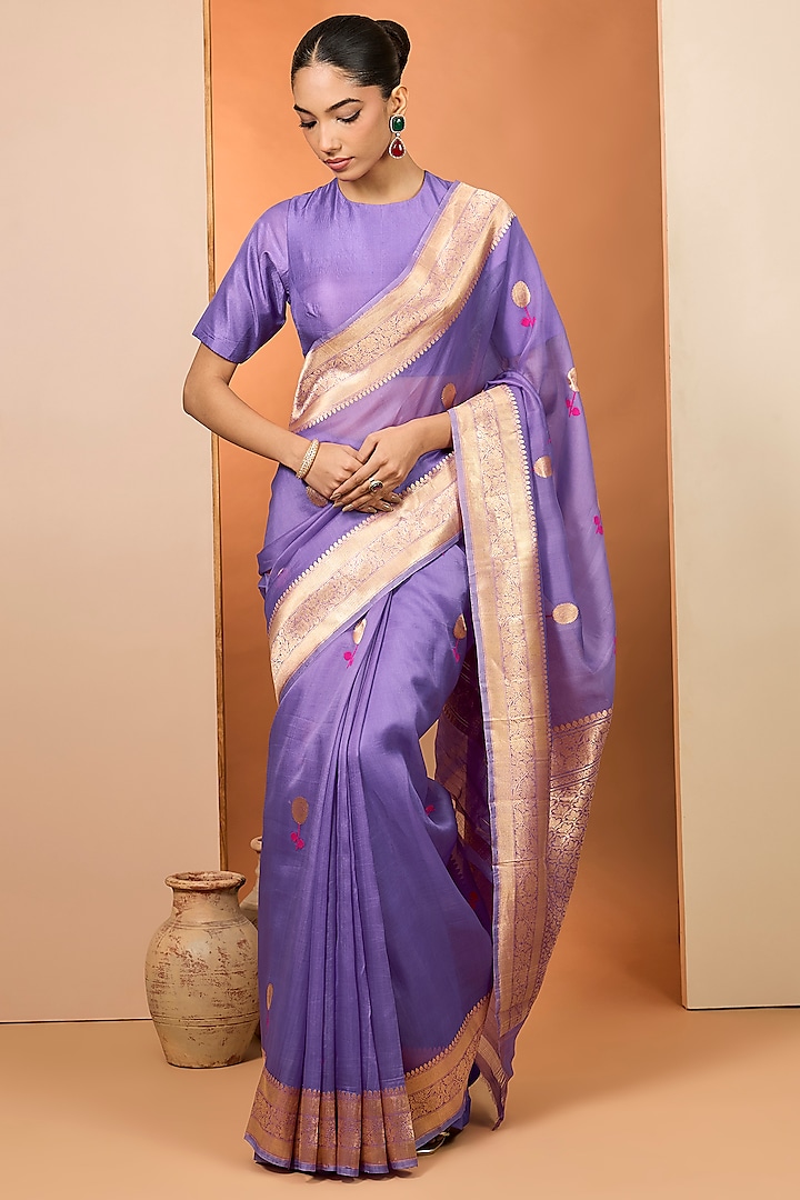 Lilac Pure Handloom Kora Organza Silk Banarasi Wedding Saree Set by Neha khullar at Pernia's Pop Up Shop