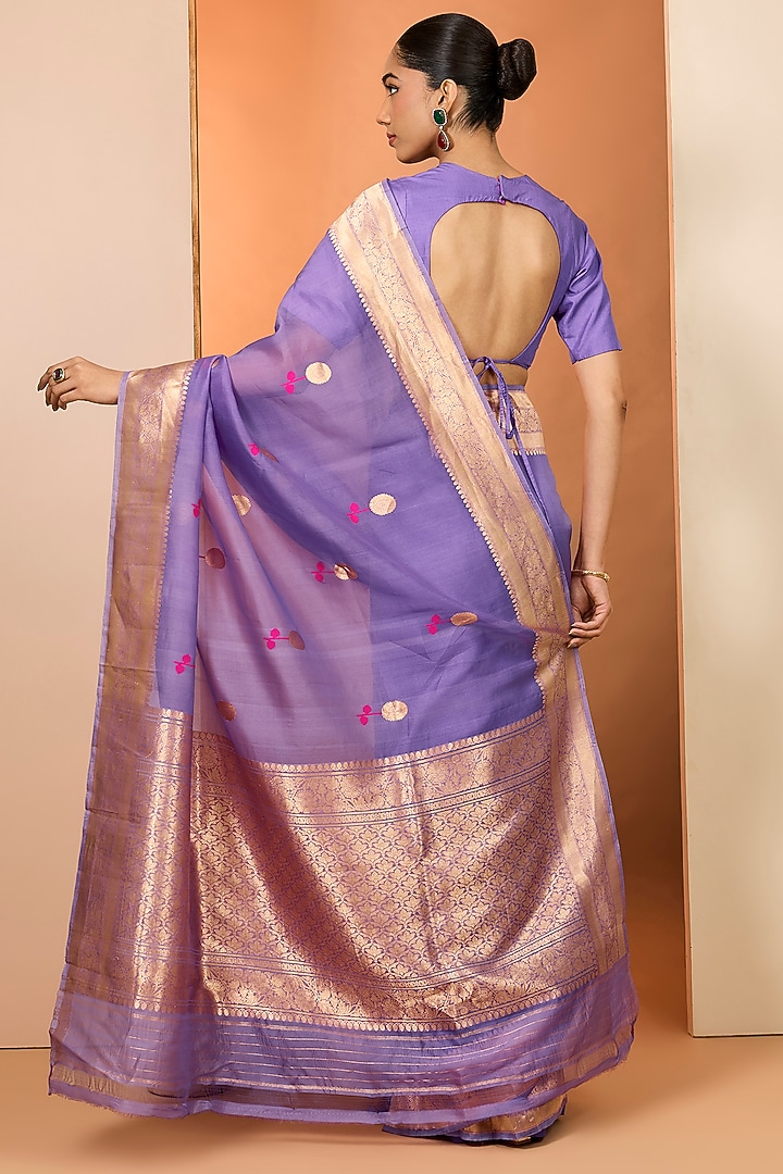 Lilac Pure Handloom Kora Organza Silk Banarasi Wedding Saree Set by Neha khullar at Pernia's Pop Up Shop