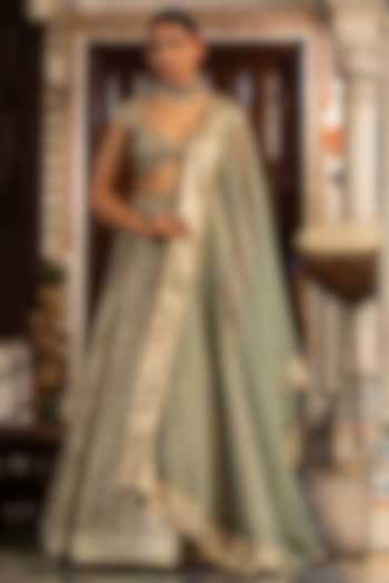 Green Banarasi Chanderi Wedding Lehenga Set by Neha khullar at Pernia's Pop Up Shop